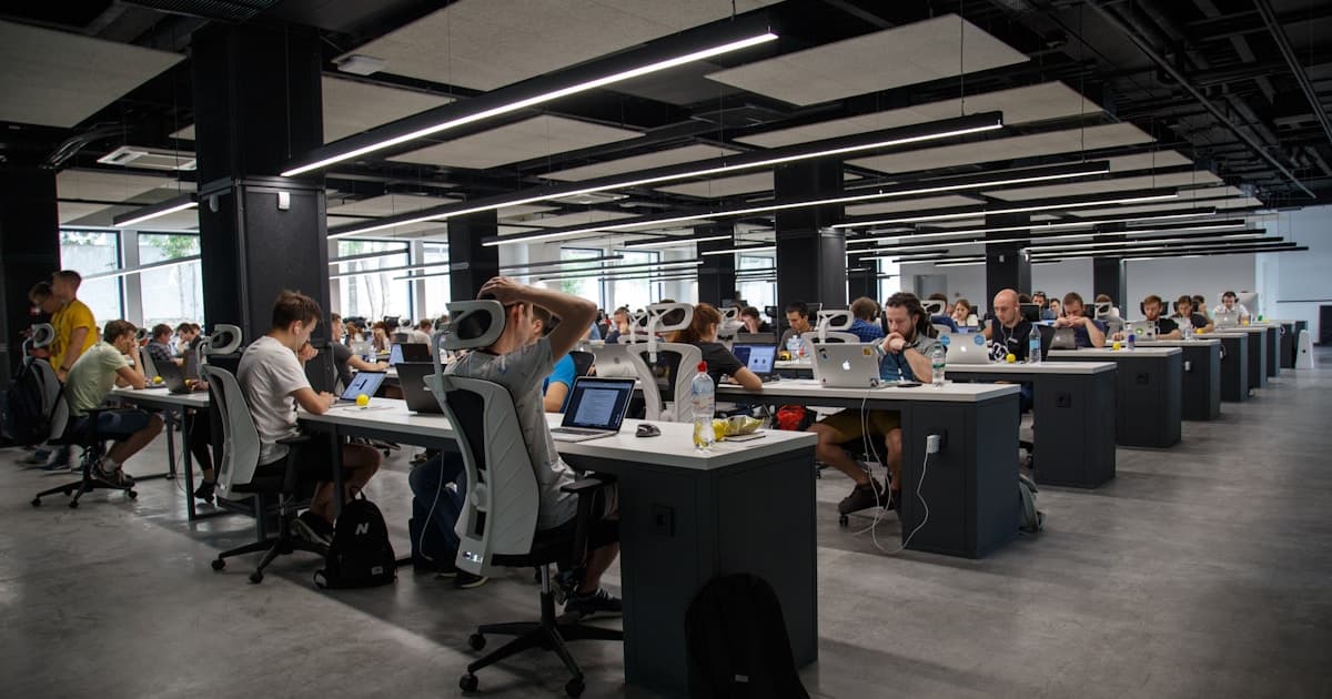 실리콘밸리의 테크 기업들이 밀집한 도시 풍경